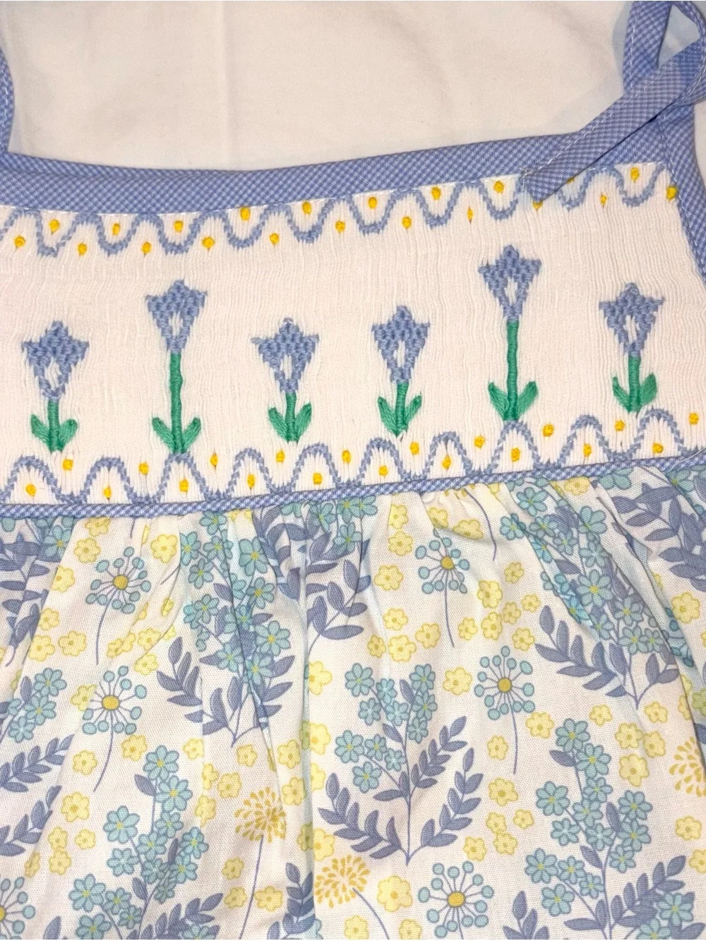 Stitchy Fish floral smocked & Embroidered 2 pc shorts set sz 2T NWT